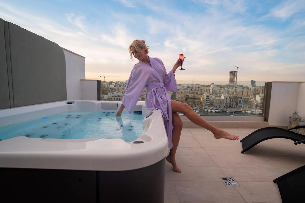 The Address Seafront Suites With Hot Tub Pietà 0*,  몰타
