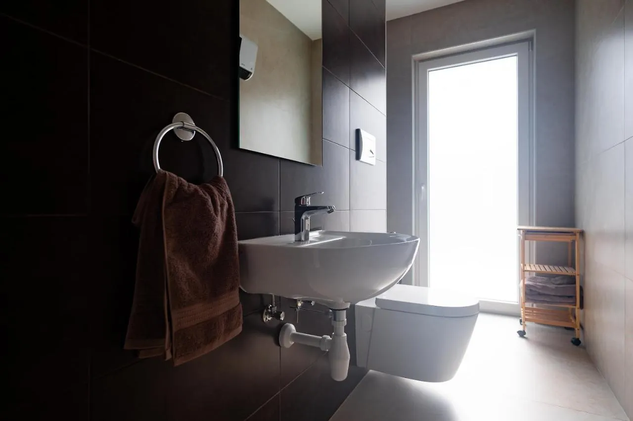 The Address Seafront Suites With Hot Tub Pietà